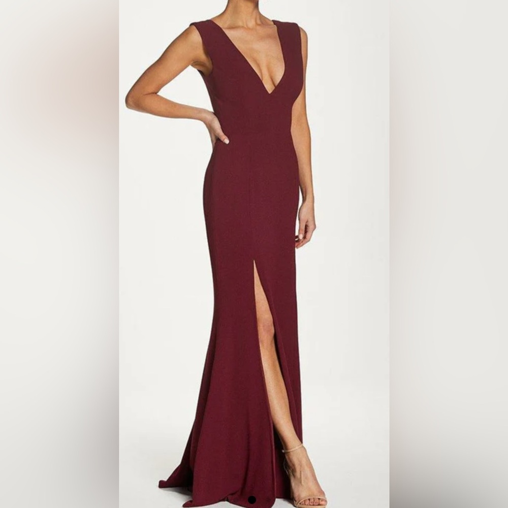 Dress The Polulation Sandra Gown Merlot Floorlength Sleeveless V Neck